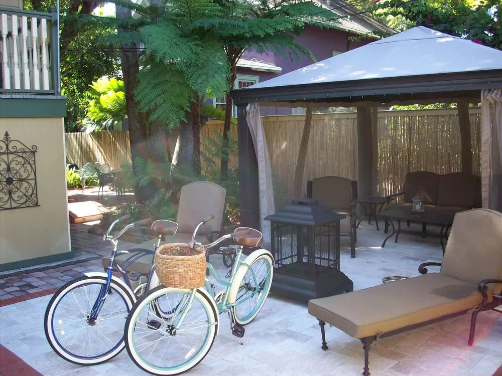 Larelle House Bed and Breakfast