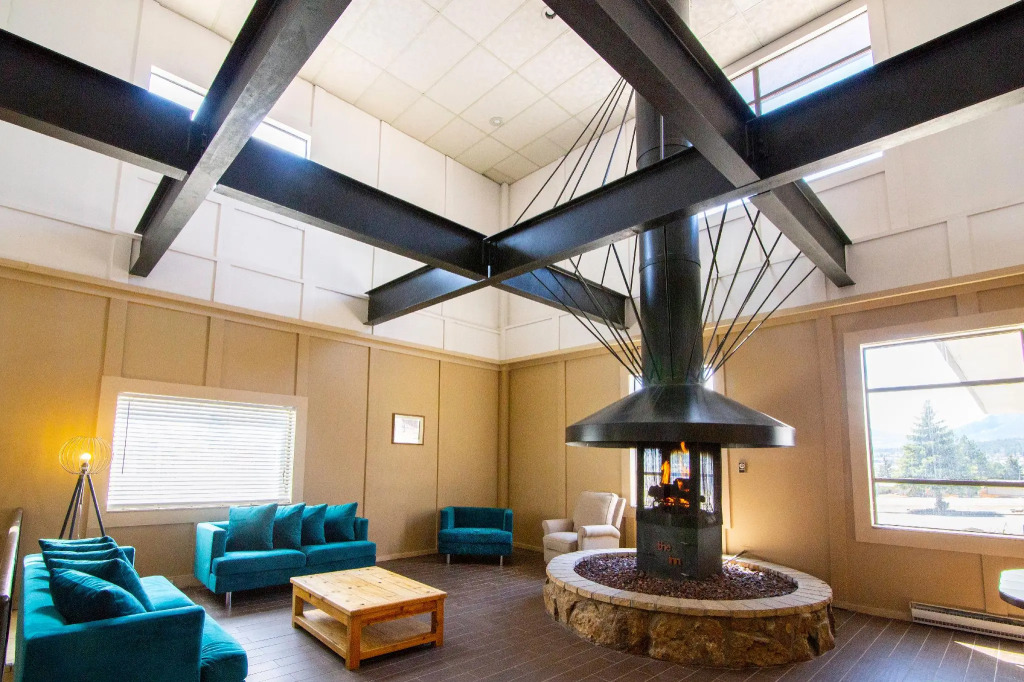 Expedition Lodge Estes Park at Rocky Mtn National Park