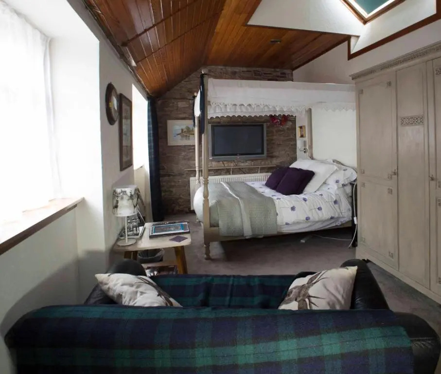 Langside Bed and Breakfast