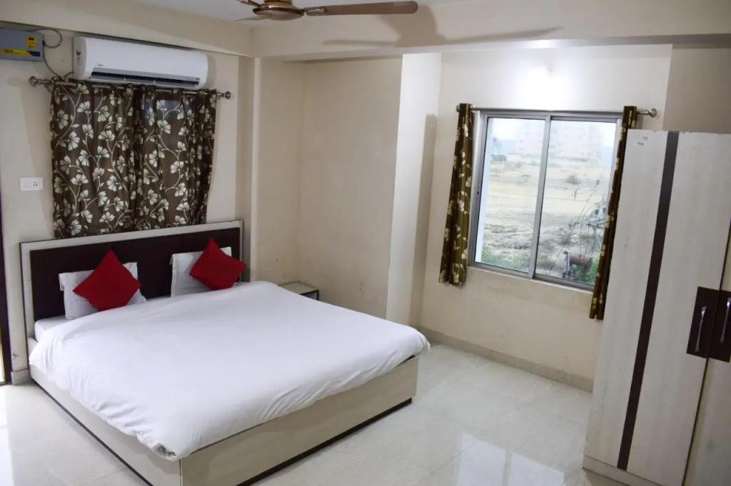 Goroomgo Grand Resort Puri