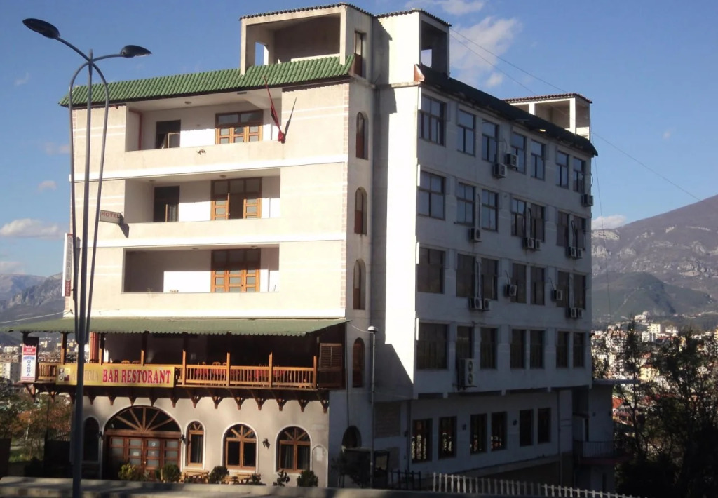Hotel Arberia