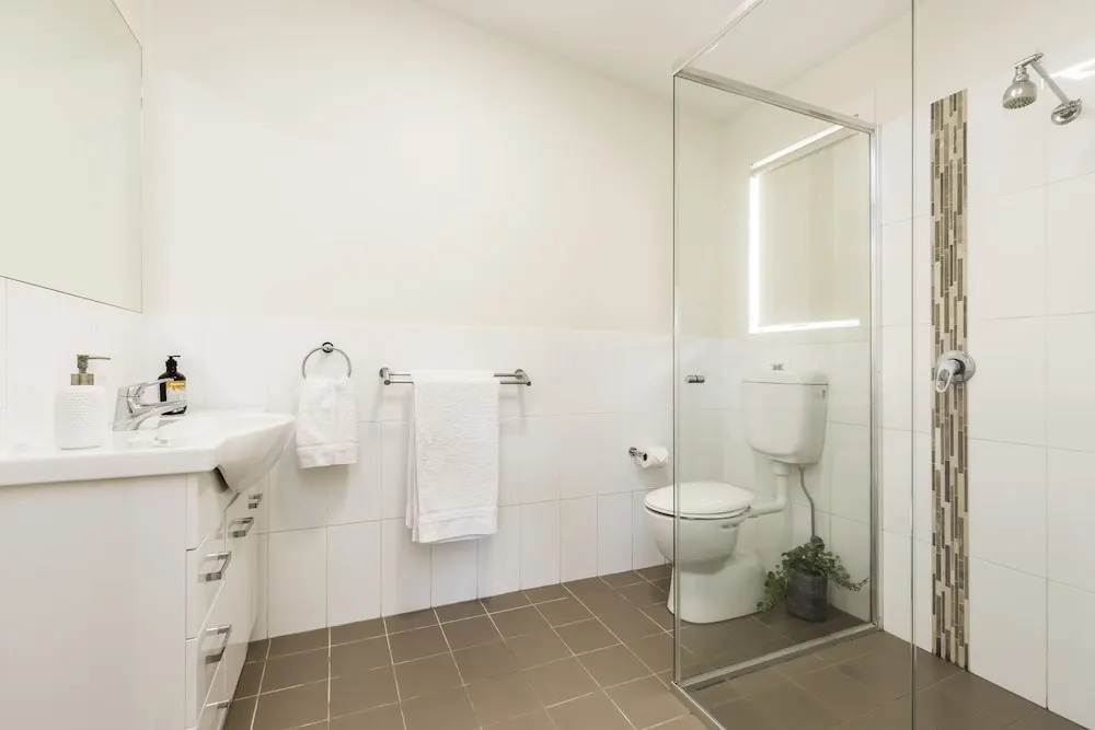 2 Bedroom with Parking Near Central Cessnock