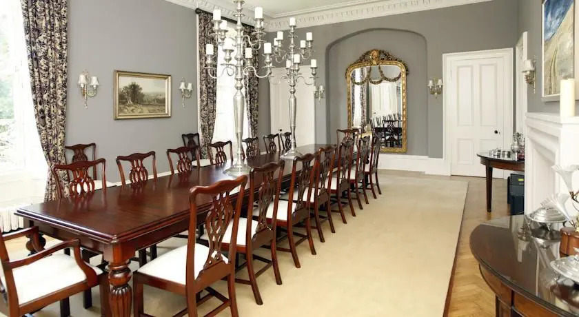 Tour House Bed & Breakfast