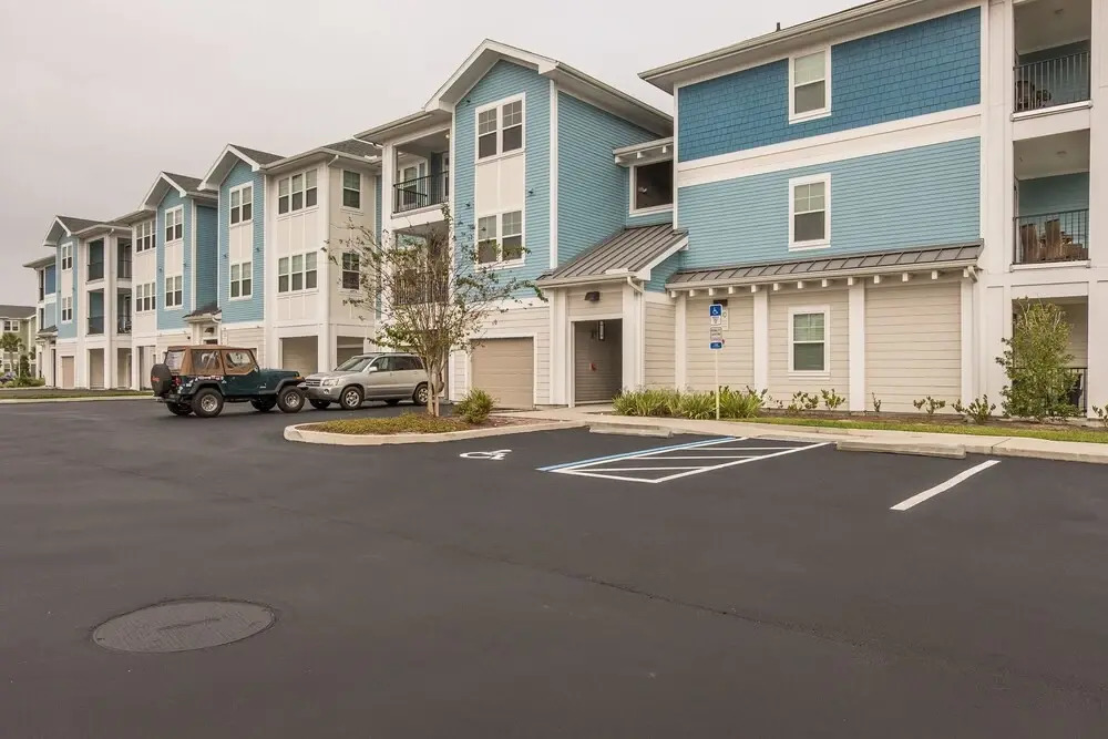 FRONTDESK The Point at Tamaya Apts Jacksonville