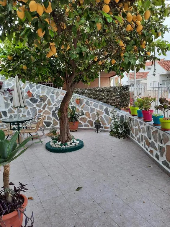 Calle Dr Fleming 3 bedroom home for 6 people