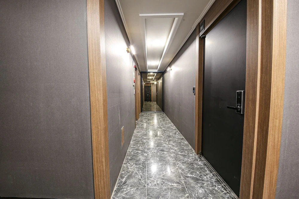 Diamond Hotel