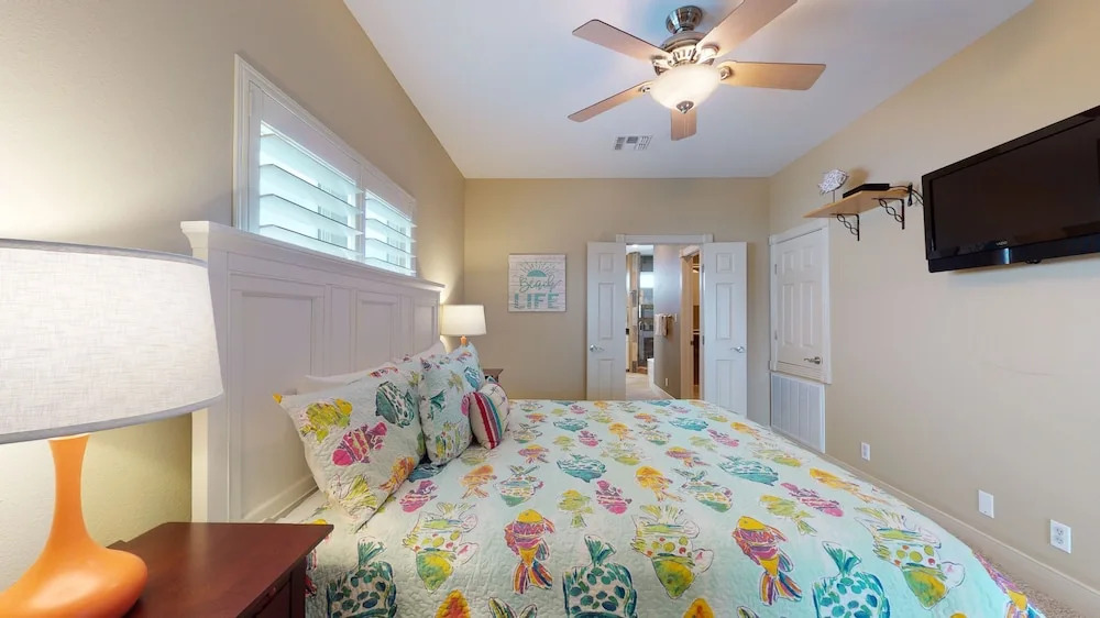 Royal Dunes 215 6 Bedroom Home