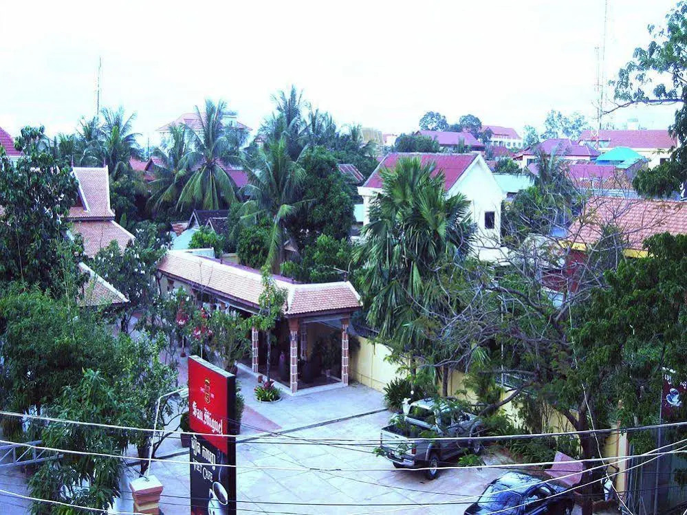 Tom & Jerry Hostel