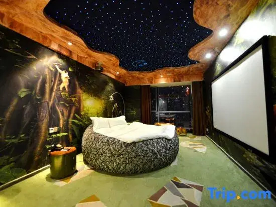 Yang Qingchun Theme Hotel (Taiyuan Qinxian North Street Shuangxi City)