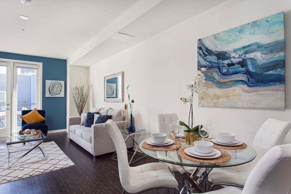 New Downtown LA Luxury Jr. Penthouse