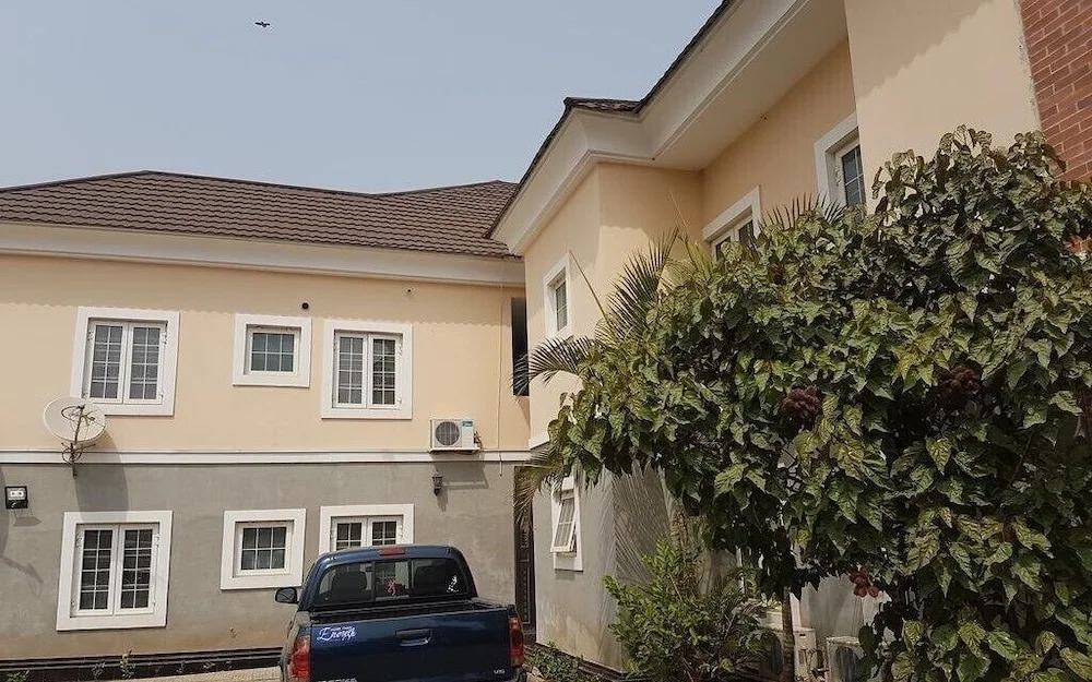 Waxride Residence