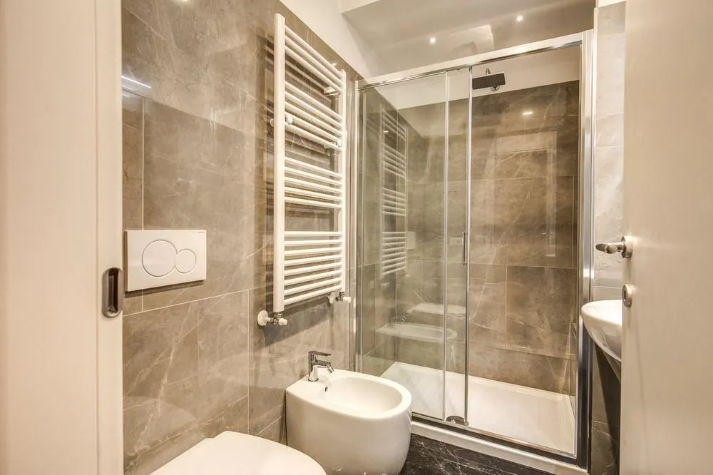 River Luxury Suites