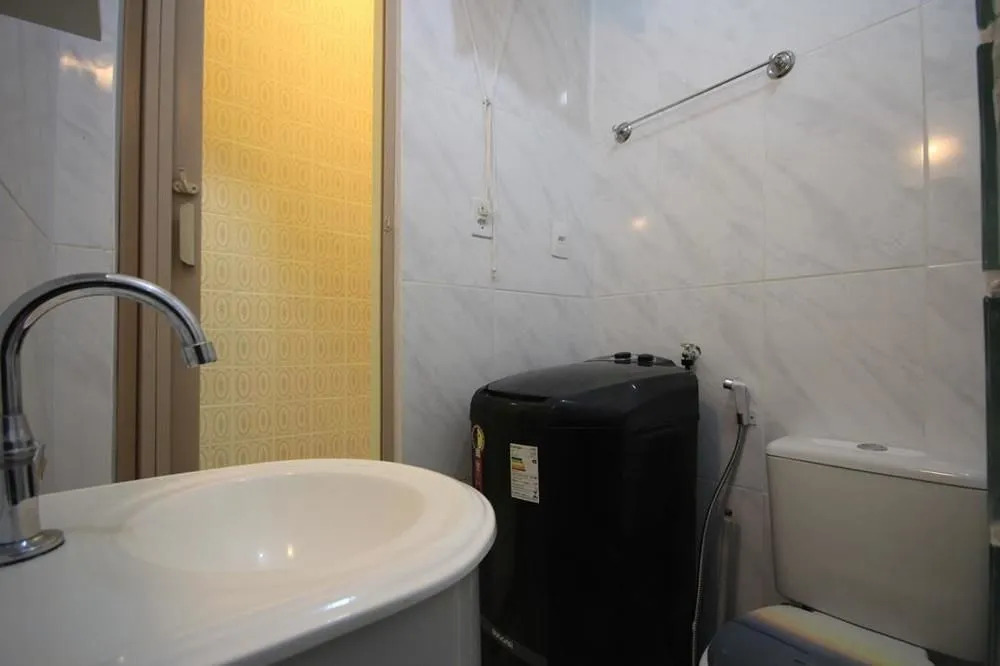 GoHouse - Apartamento Ferreira 311 - Rua Sá Ferreira, Copaca