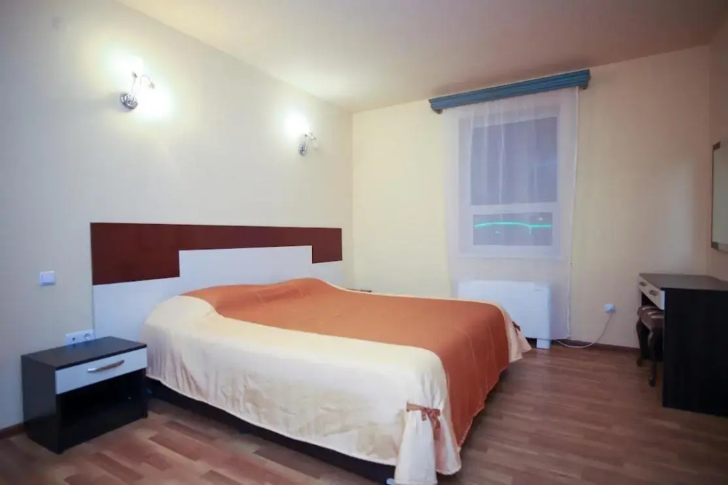 Valensia Hotel And Resort