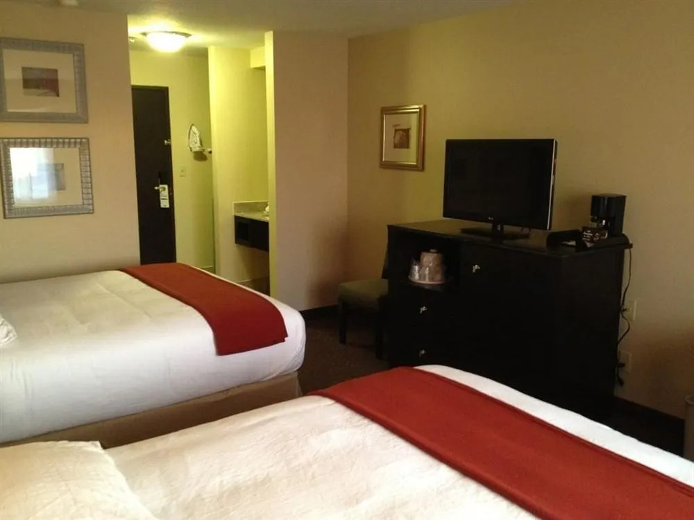 Comfort Inn & Suites At ASU