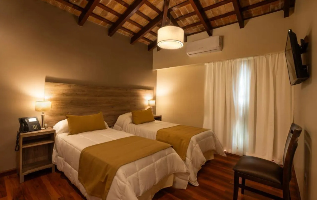 Hotel Intersur La Cumbre