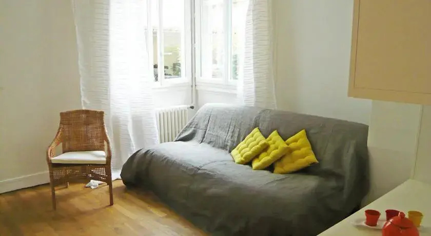 Parisian Home - Montparnasse