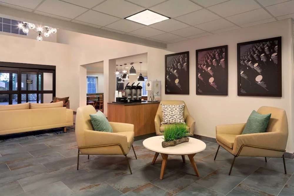 Fairfield Inn and Suites Napa Valley - American Canyon