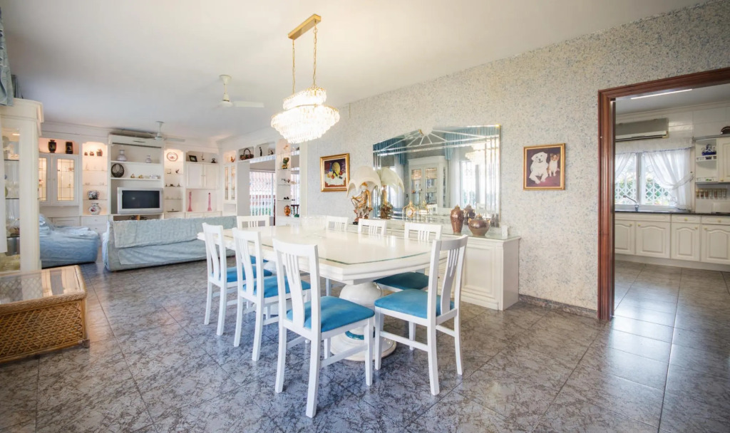 Bfa 1 - Casa Con Piscina, Pista De Tenis, Jardin,