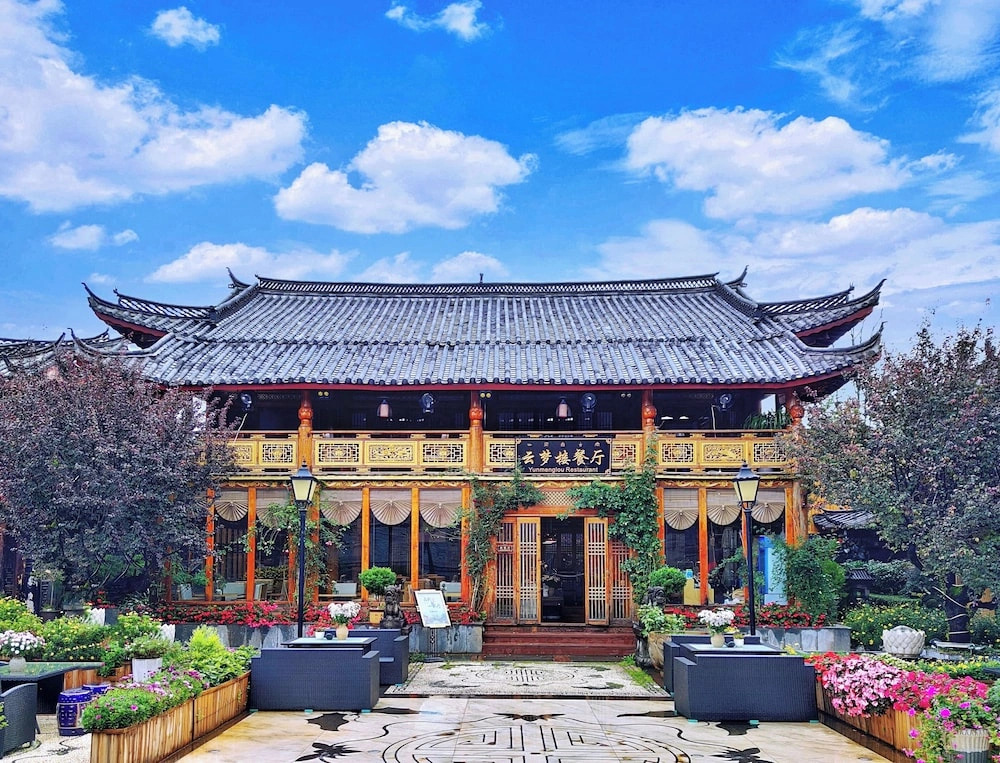 Lijiang   Duofu  Resort  Hotel