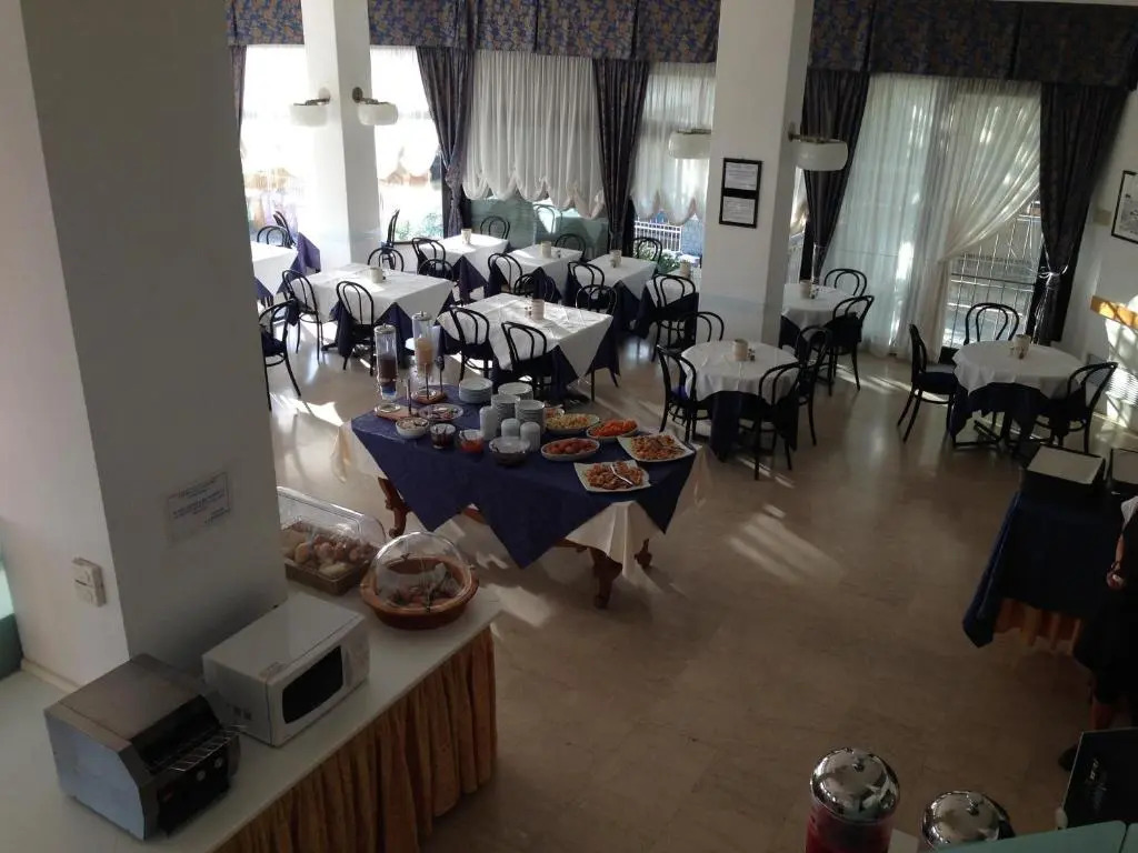 Grand Meeting Hotel