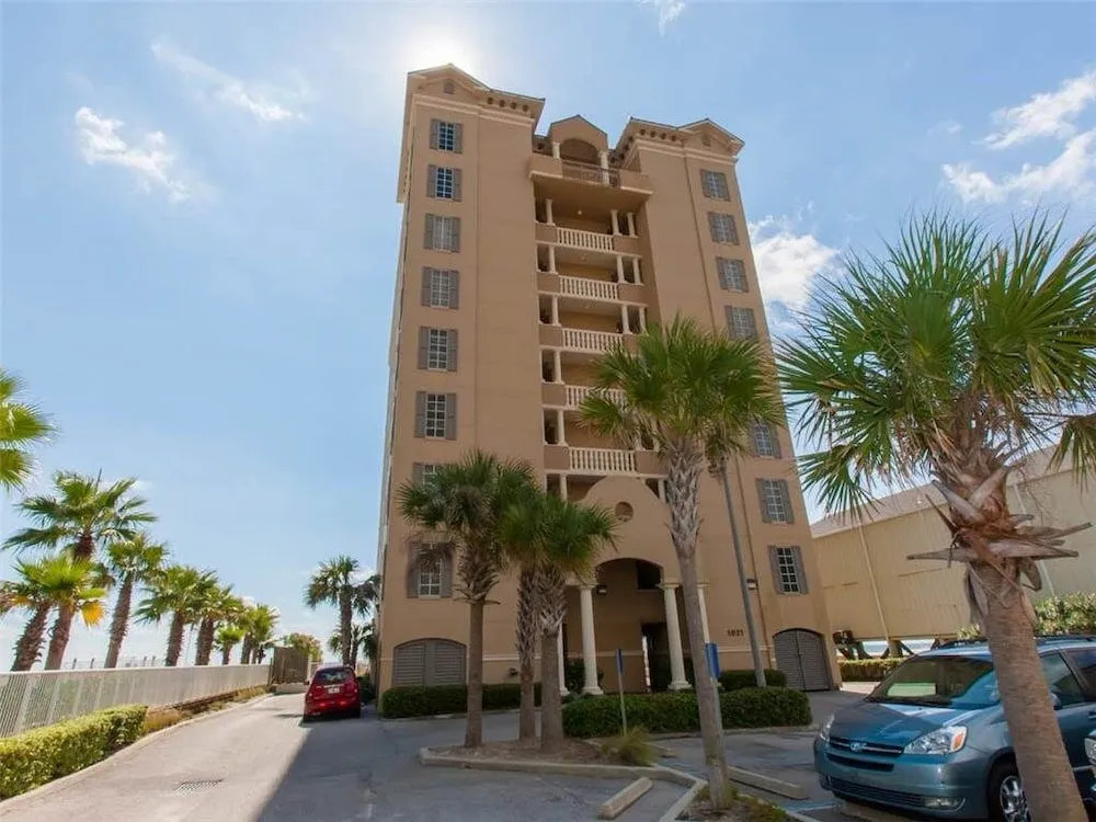 Legacy 103 - 3 Br condo by RedAwning