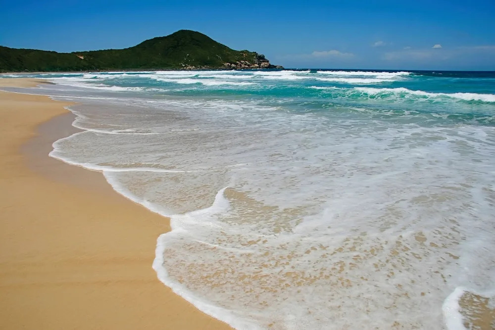 Pousada Vigia Das Marés - Vista para o mar, localizada no Caminho do Rei, parte mais nobre da Praia do Rosa