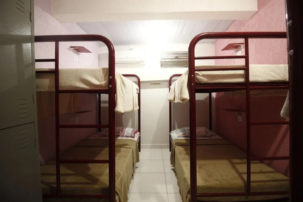 Hola Hostel