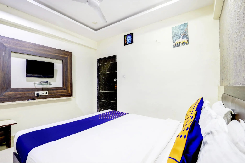SPOT ON 75265 Hotel Malva Inn 1