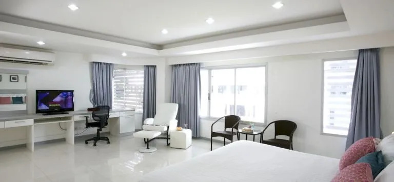 The Grand Suree Residence