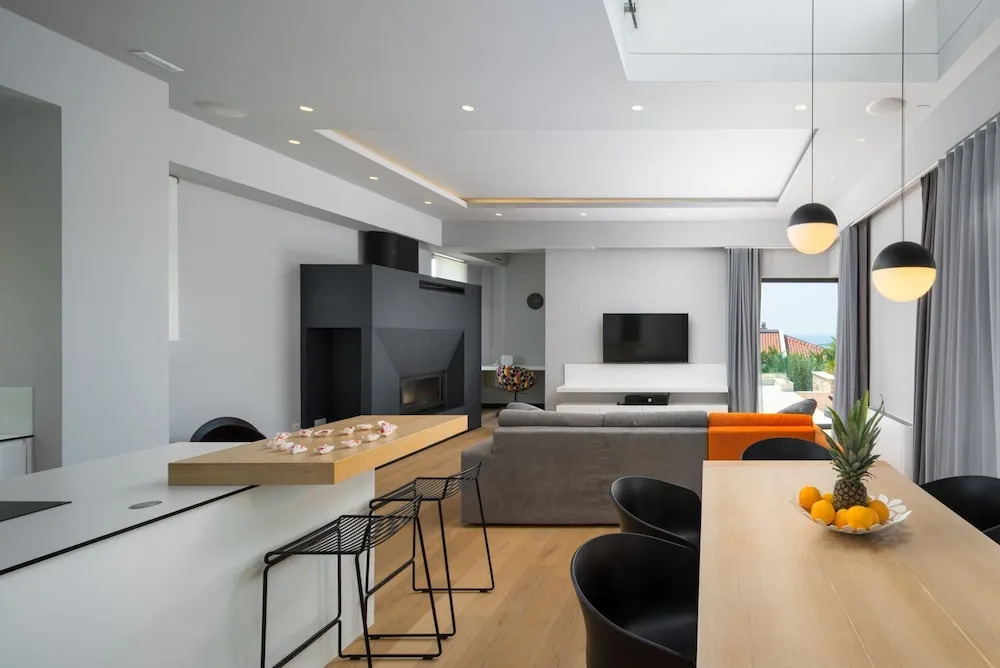 Luxury Villa Golden Eye