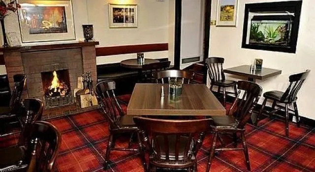 Elphinstone Hotel