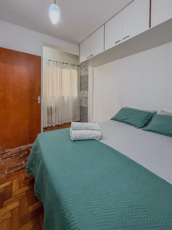 Spacious apartment on Copacabana beach