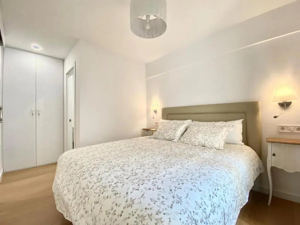 Tr3 aparcamiento incluido familias loft almirante