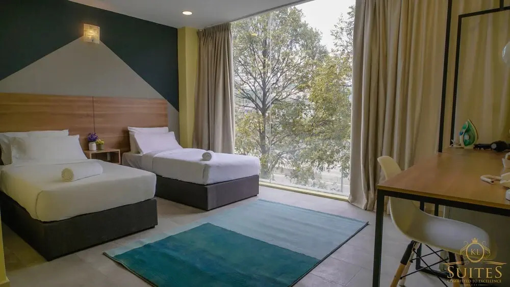 Kiara Inn by KL Suites