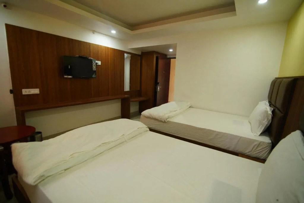 Siriki Resorts