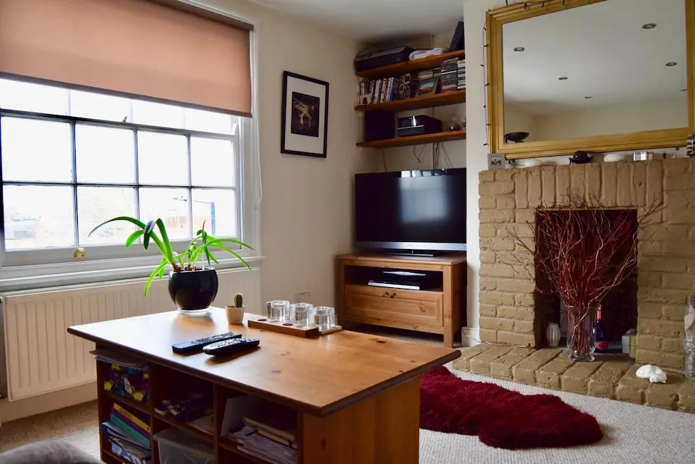 Homely 1 Bedroom Clapham Flat With City Views