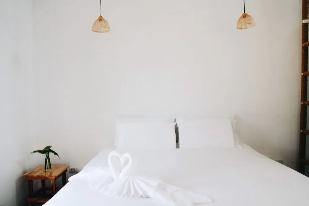 Bed L Villa