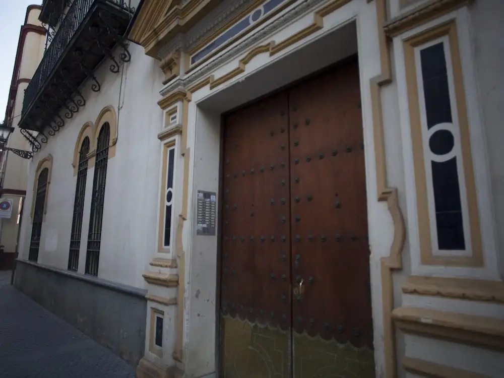 Reservaloen Puerta Maestranza