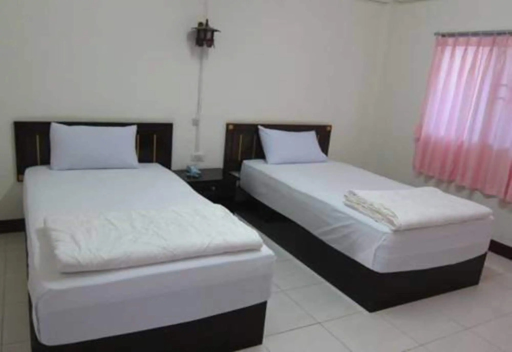 Amonruk Hotel 1