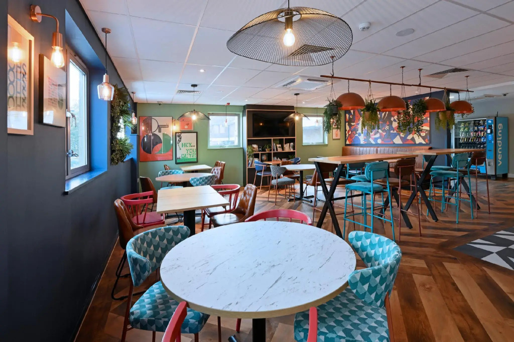 Travelodge Bracknell Central