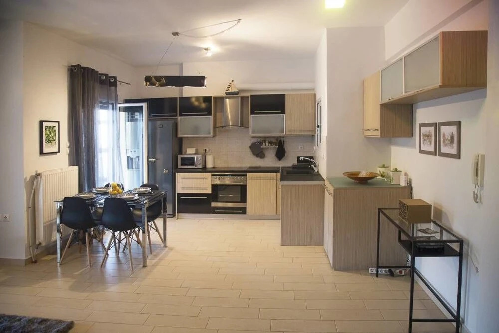 Chic and Central Apartment Park View