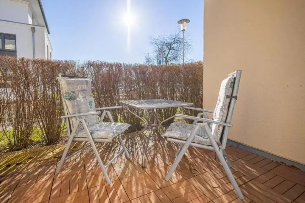 Wohnung 3 im EG Haus Stranddistel, komfortable Ferienwohnung fur 2 Personen in Zingst