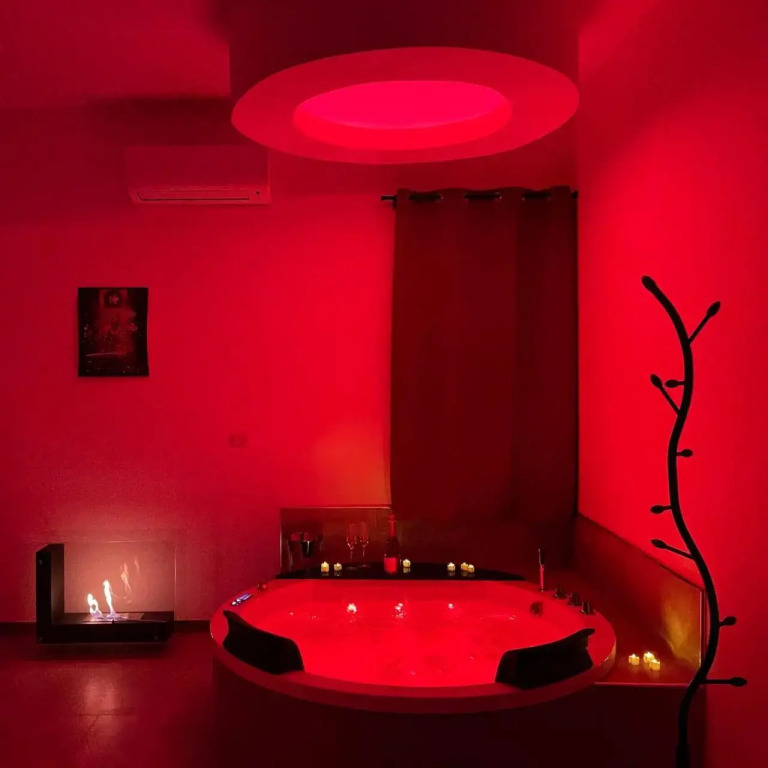 Suite88 (Adults Only)
