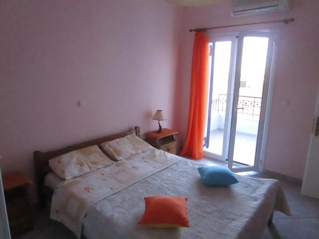 Faros Apartments