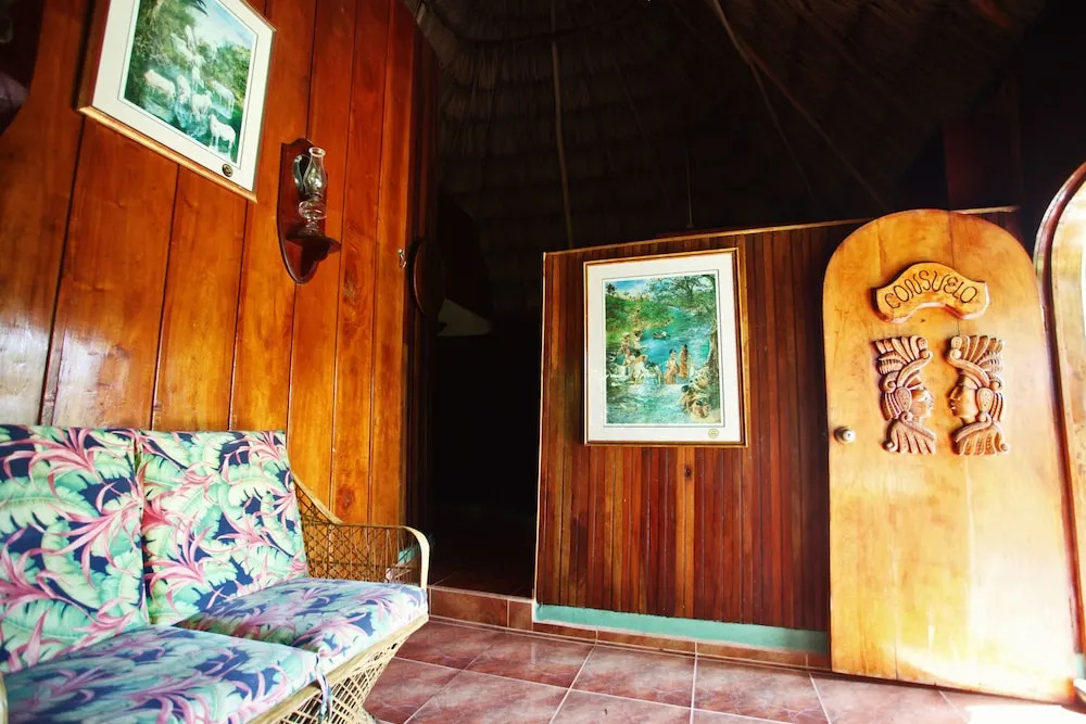 Banana Bank Lodge & Jungle Horseback Adventures