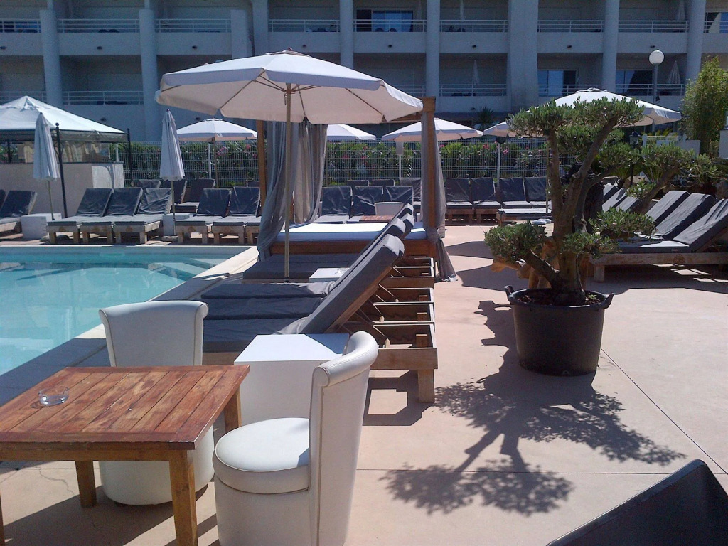 Bella Vista, Hôtel Suites & Maisons