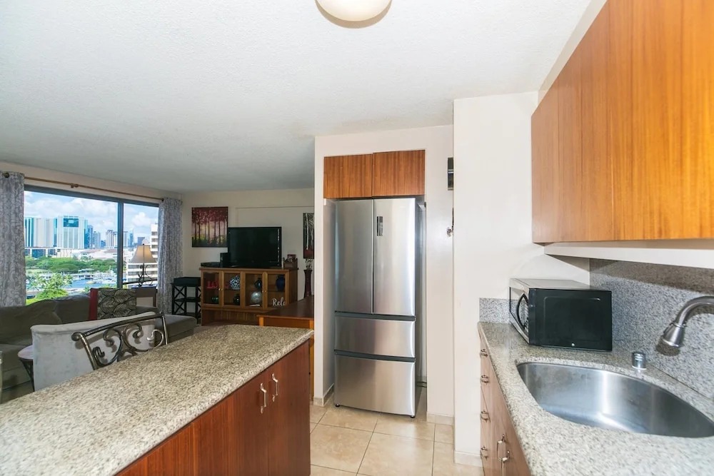 Two Bedroom Discovery Bay High Rise Condos with Lanai & Gorgeous Views