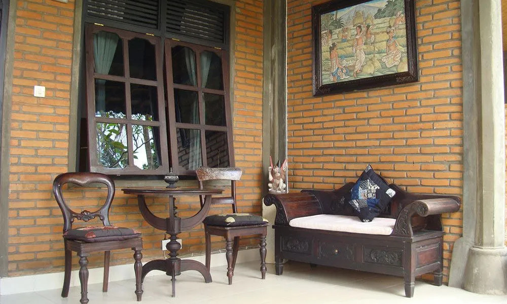 Loka House