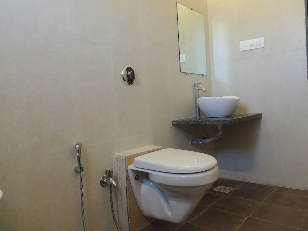 OYO 11898 Hotel Vhyomaan